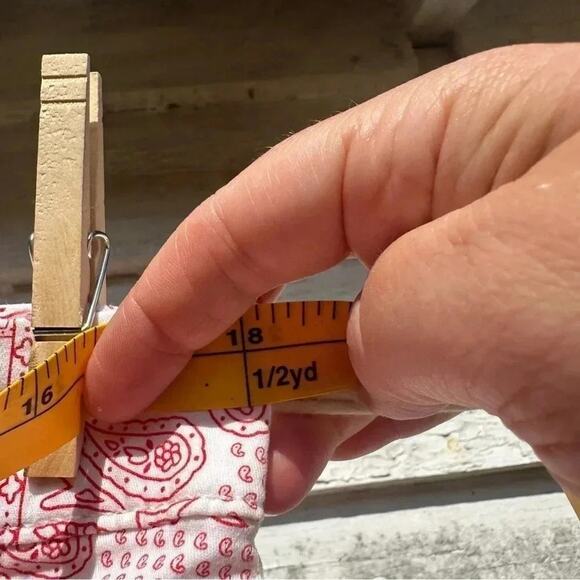 Style & Co Paisley, red and white Bermuda shorts with pockets, summer casual - Picture 6 of 8